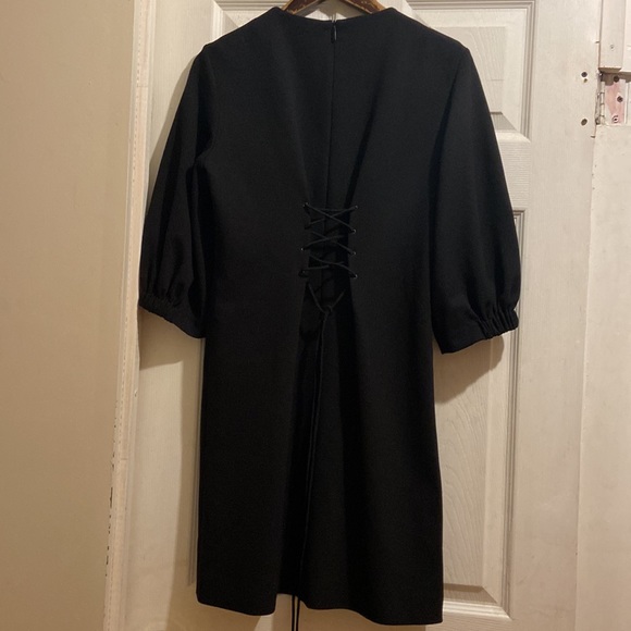 Tibi - Picture 4 of 13